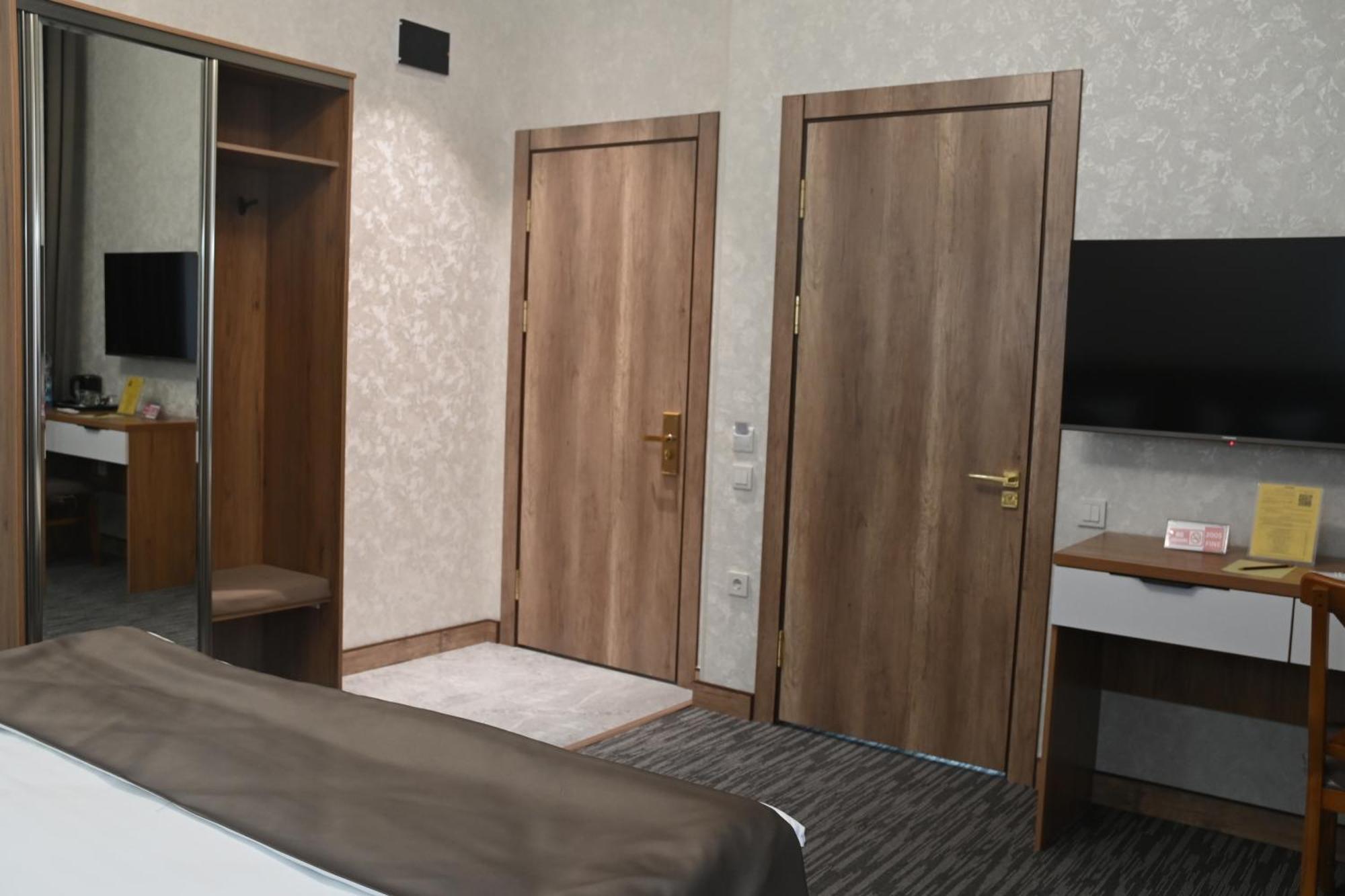 My Status Hotel Tashkent Esterno foto