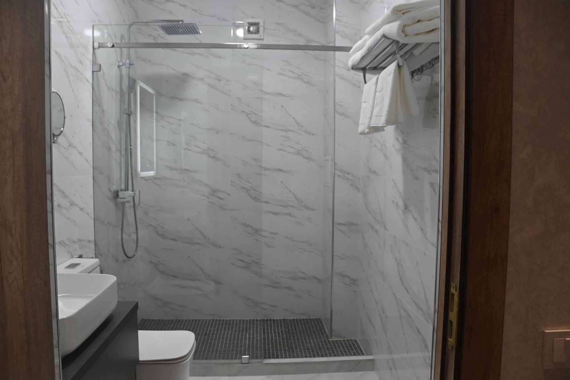 My Status Hotel Tashkent Esterno foto