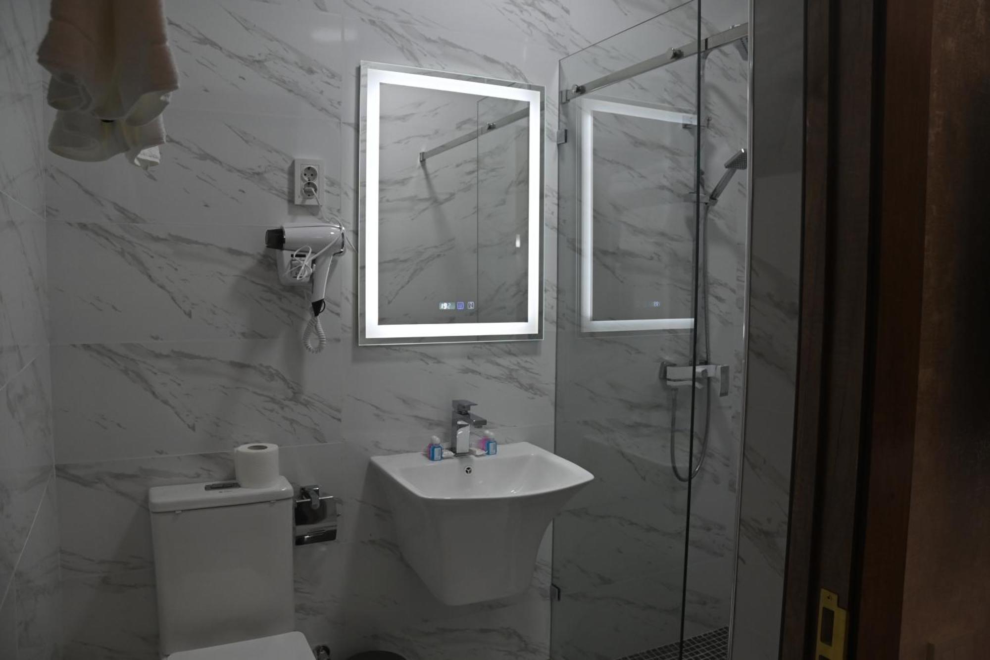 My Status Hotel Tashkent Esterno foto
